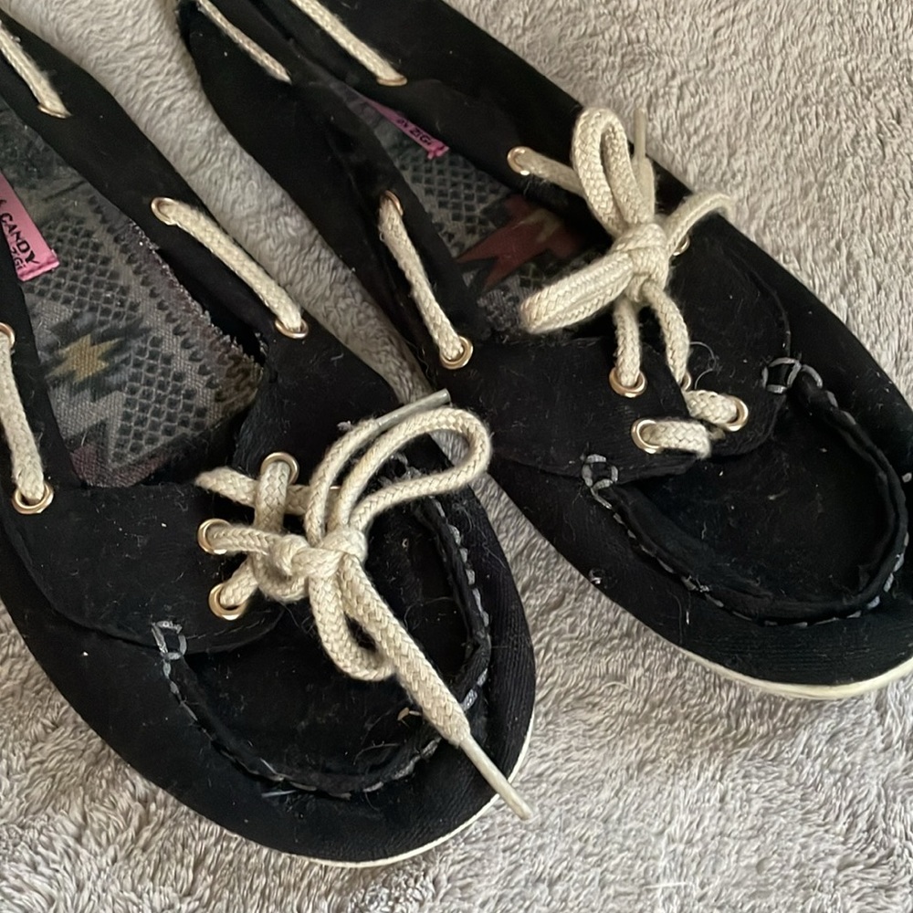 Rock & Candy | Black And White Bow Tie Flats - Picture 4 of 5